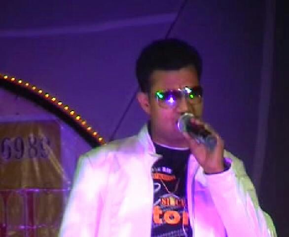 professional singer goa